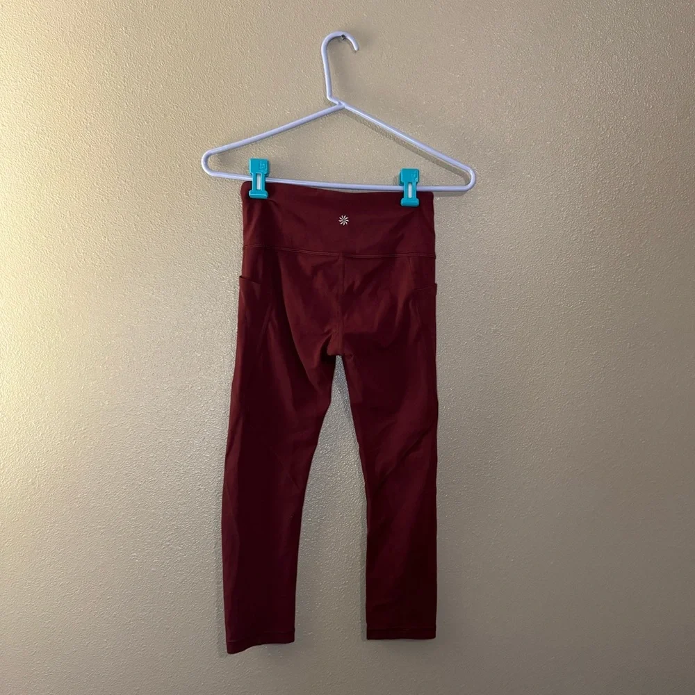 Athlete Salutation Stash Capri Leggings-Dark Wine/Burgundy - Picture 2 of 4